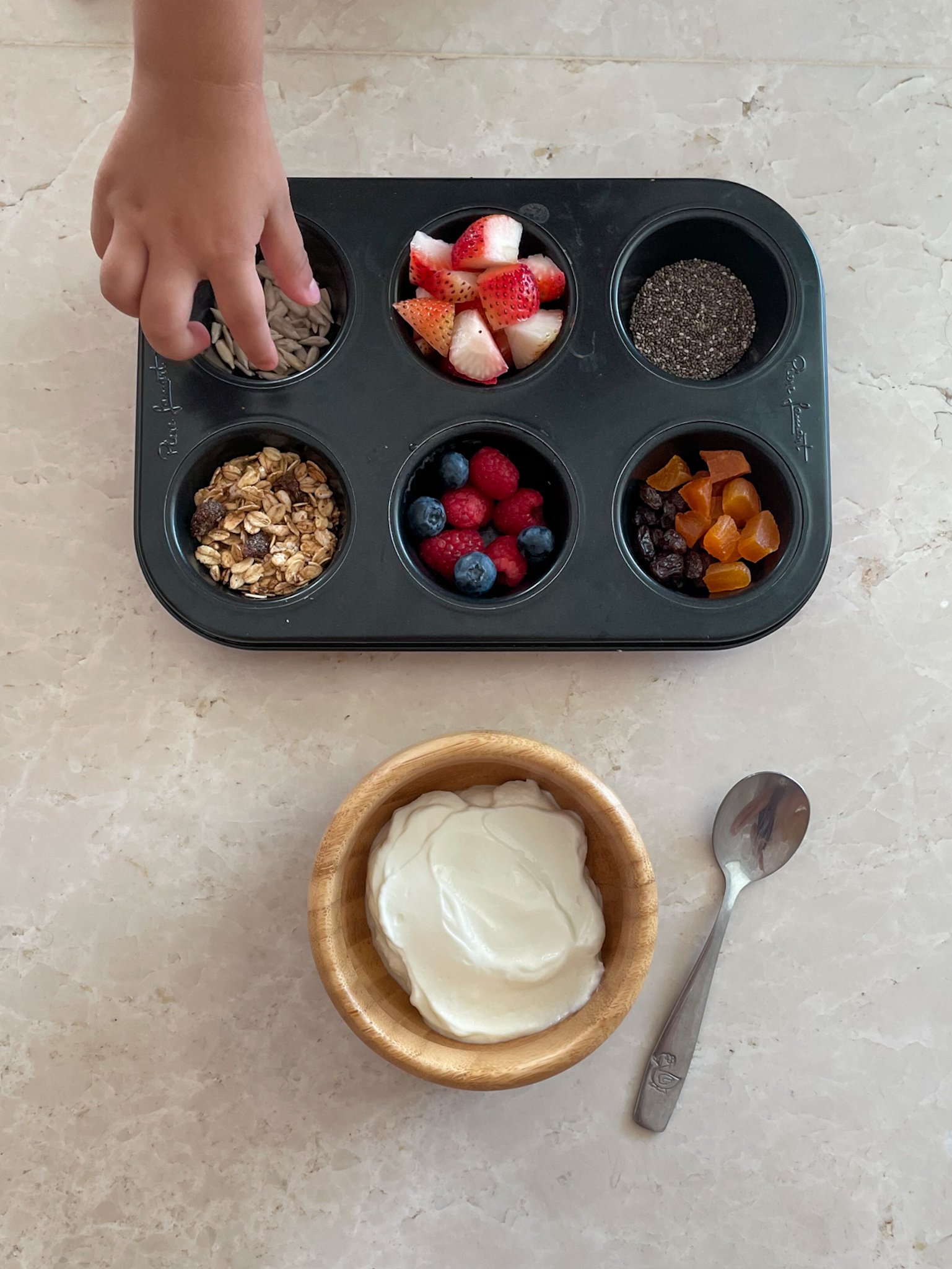 Home 3 Yogurt with toppings